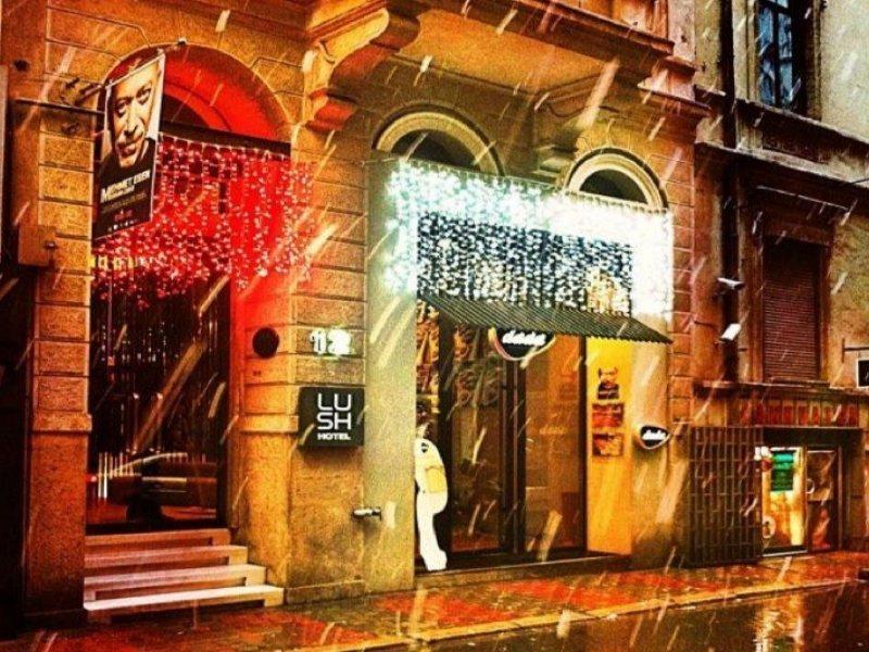 Lush Hotel Taksim - Special Category Istanbul Exterior photo